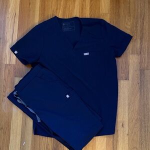 Figs Deep Blue Scrub Ensemble